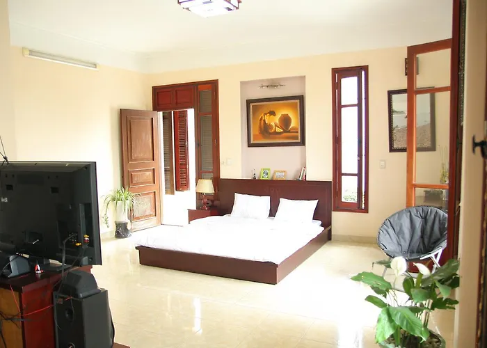 Ha Long Lily Homestay